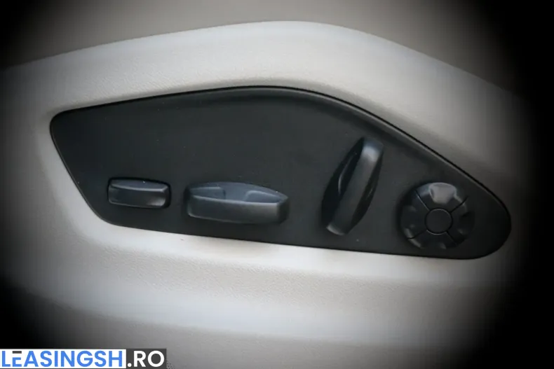 Porsche Cayenne din 2023 cu 71.552 km - oferta POR199723 - foto 22