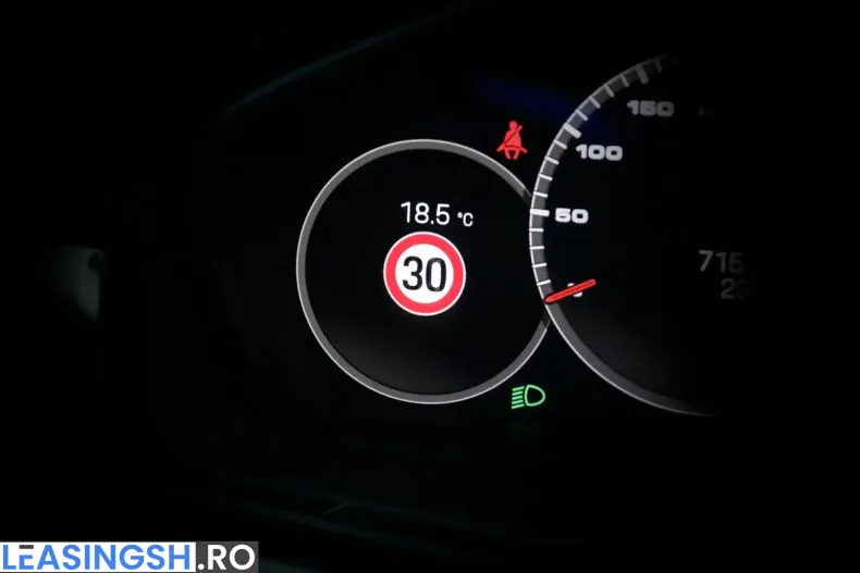 Porsche Cayenne din 2023 cu 71.552 km - oferta POR199723 - foto 24