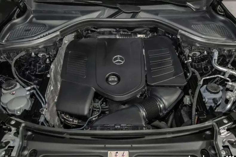 Mercedes-Benz GLC 200 (Clasa GLC) din 2024 cu 18.042 km - oferta MER199729 - foto 8