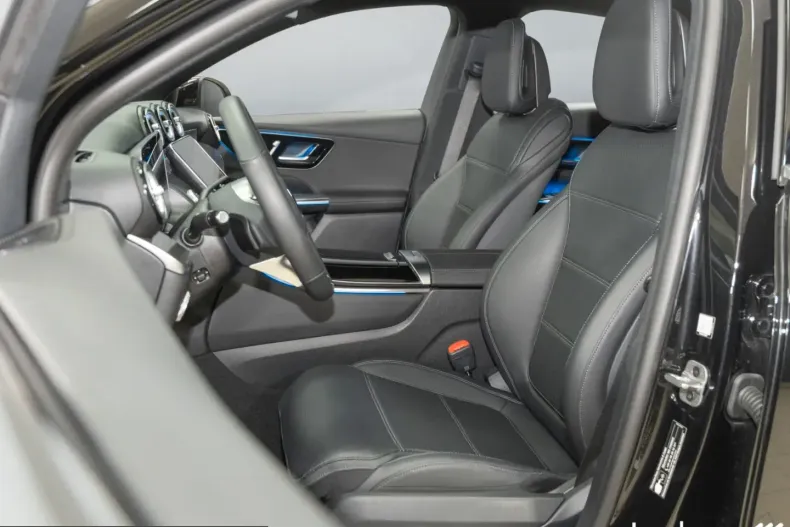 Mercedes-Benz GLC 200 (Clasa GLC) din 2024 cu 18.042 km - oferta MER199729 - foto 13