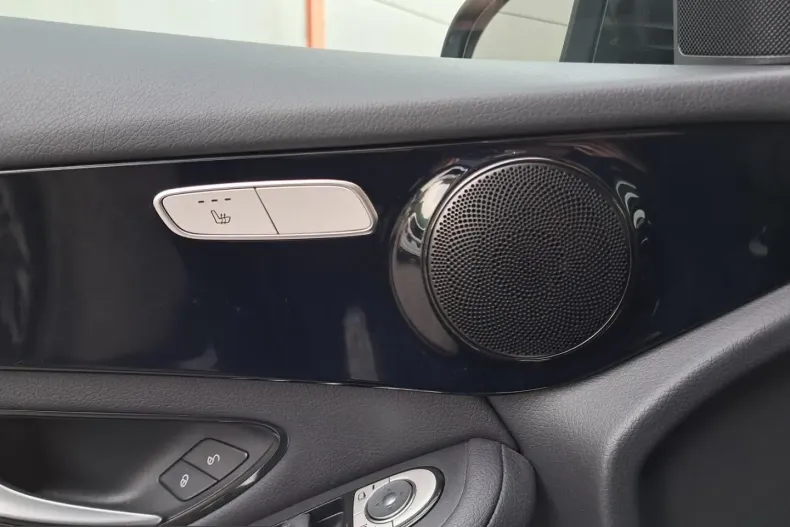 Mercedes-Benz GLC 200 (Clasa GLC) din 2023 cu 68.100 km - oferta MER199731 - foto 15