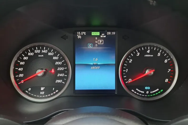 Mercedes-Benz GLC 200 (Clasa GLC) din 2023 cu 68.100 km - oferta MER199731 - foto 19