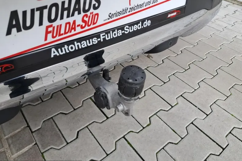 Mercedes-Benz GLC 200 (Clasa GLC) din 2023 cu 68.100 km - oferta MER199731 - foto 29