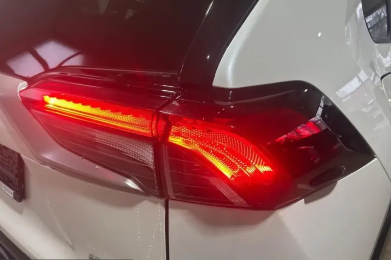 Toyota RAV4 din 2022 cu 73.150 km - oferta TOY199732 - foto 11