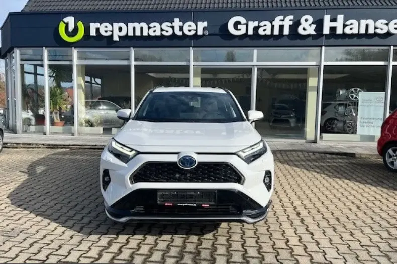 Toyota RAV4 din 2022 cu 63.704 km - oferta TOY199733 - foto 2