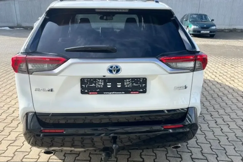 Toyota RAV4 din 2022 cu 63.704 km - oferta TOY199733 - foto 5
