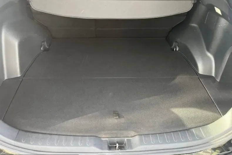 Toyota RAV4 din 2022 cu 63.704 km - oferta TOY199733 - foto 9