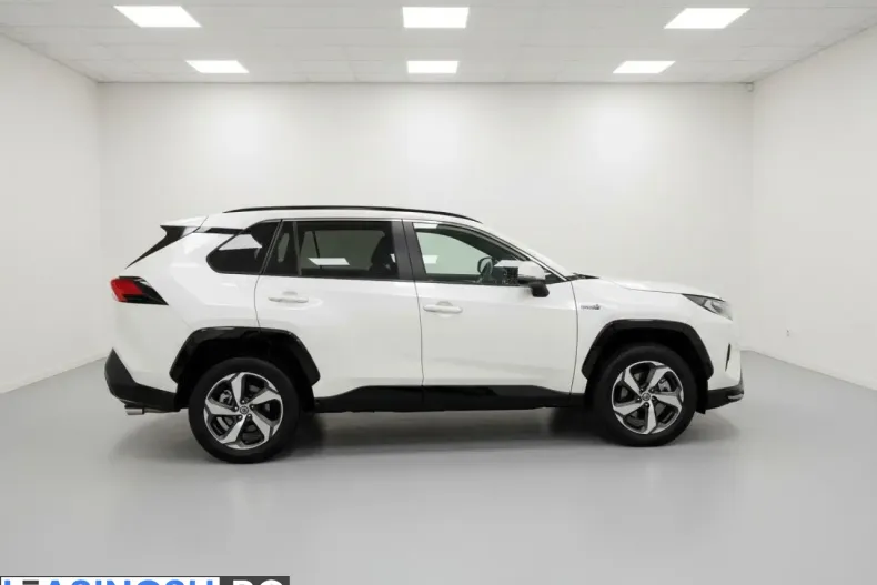 Toyota RAV4 din 2023 cu 67.922 km - oferta TOY199734 - foto 6
