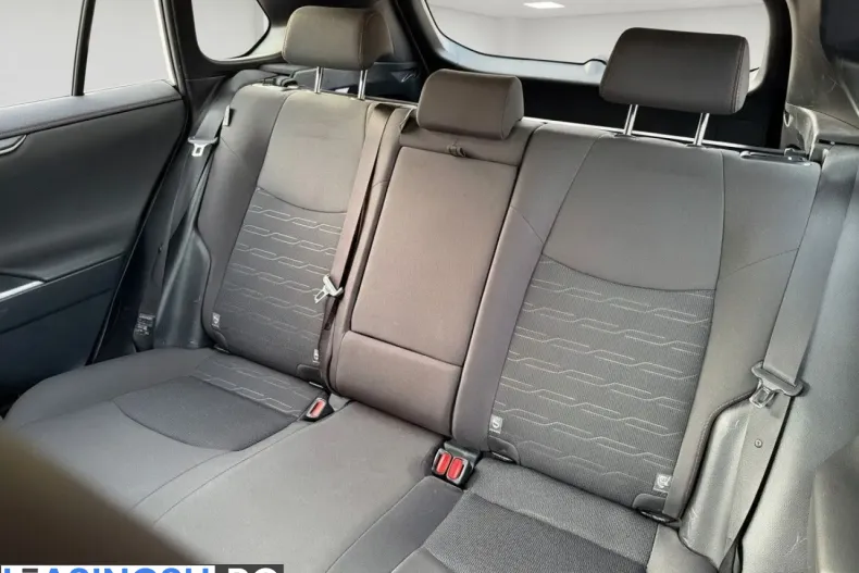 Toyota RAV4 din 2023 cu 67.922 km - oferta TOY199734 - foto 13