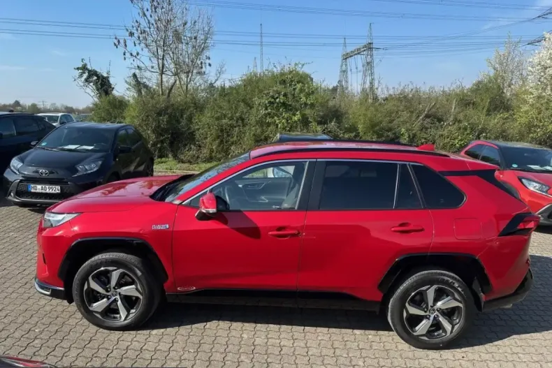 Toyota RAV4 din 2022 cu 49.540 km - oferta TOY199735 - foto 2