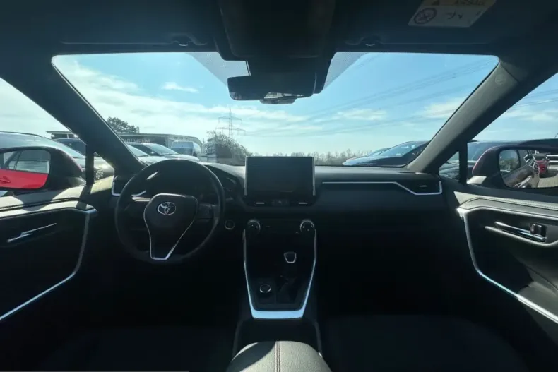 Toyota RAV4 din 2022 cu 49.540 km - oferta TOY199735 - foto 10