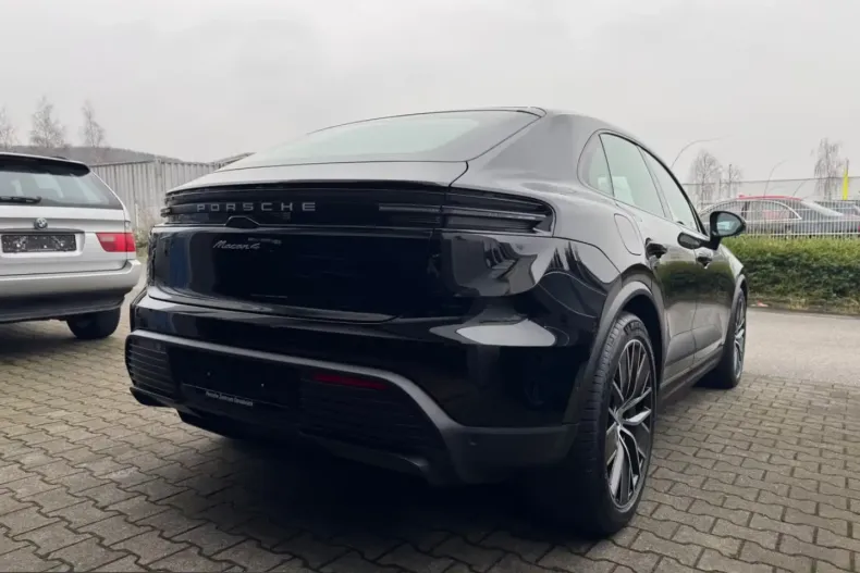 Porsche Macan din 2025 cu 6.000 km - oferta POR199739 - foto 5