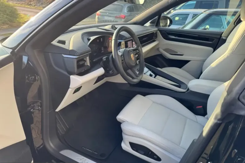 Porsche Macan din 2025 cu 6.000 km - oferta POR199739 - foto 6