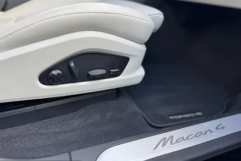 Porsche Macan din 2025 cu 6.000 km - oferta POR199739 - foto 10