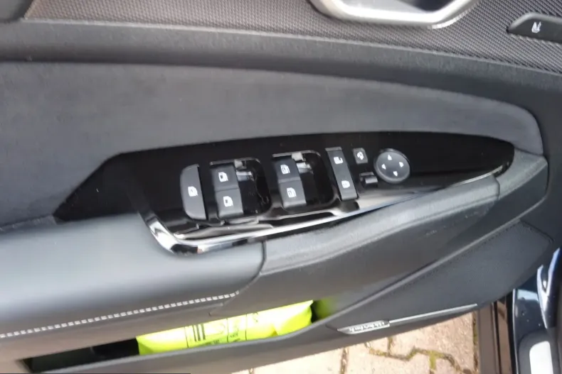 Kia Sportage din 2025 cu 20.792 km - oferta KIA199743 - foto 10