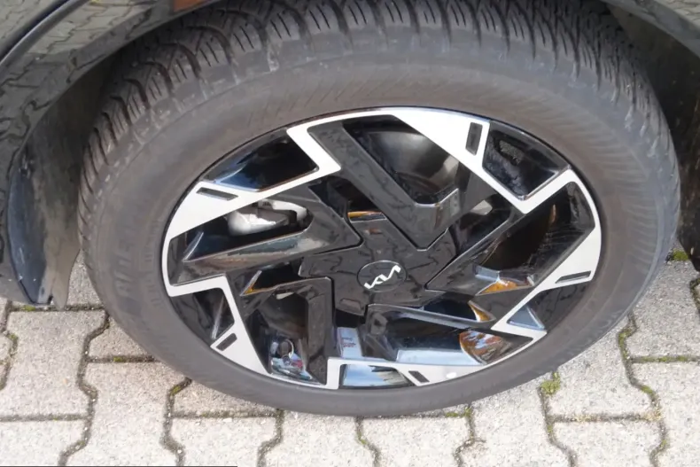 Kia Sportage din 2025 cu 20.792 km - oferta KIA199743 - foto 13