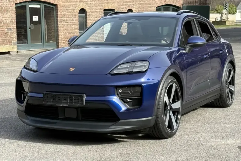 Porsche Macan din 2025 cu 9.300 km - oferta POR199744 - foto 9