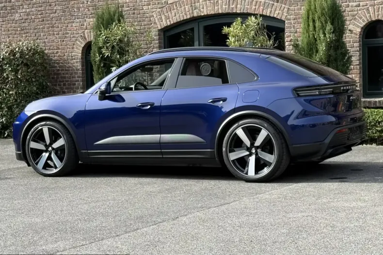 Porsche Macan din 2025 cu 9.300 km - oferta POR199744 - foto 11