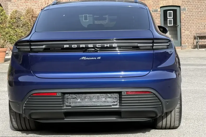 Porsche Macan din 2025 cu 9.300 km - oferta POR199744 - foto 13