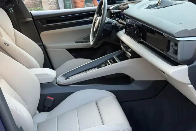 Porsche Macan din 2025 cu 9.300 km - oferta POR199744 - foto 17