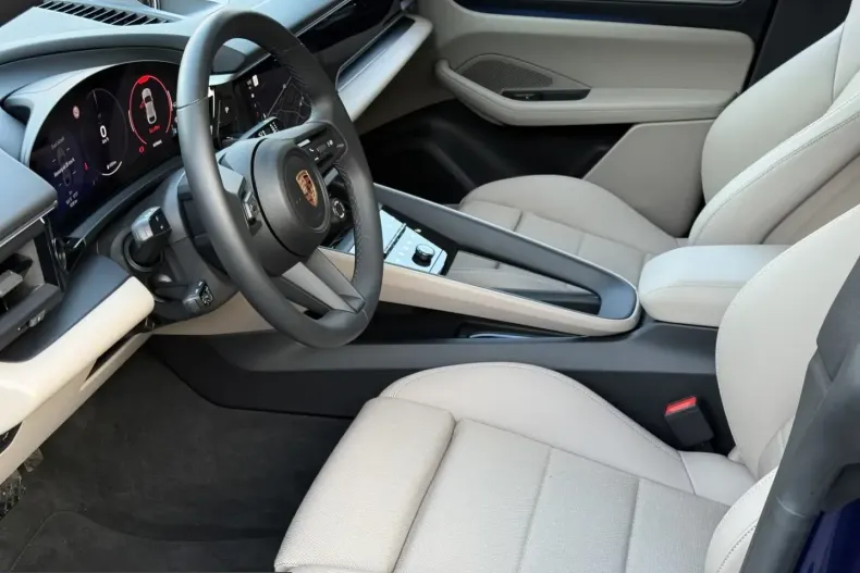 Porsche Macan din 2025 cu 9.300 km - oferta POR199744 - foto 22