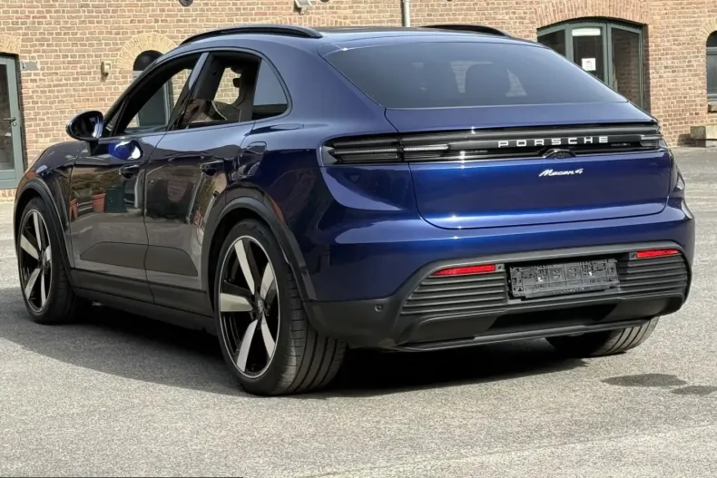 Porsche Macan din 2025 cu 9.300 km - oferta POR199744 - foto 30