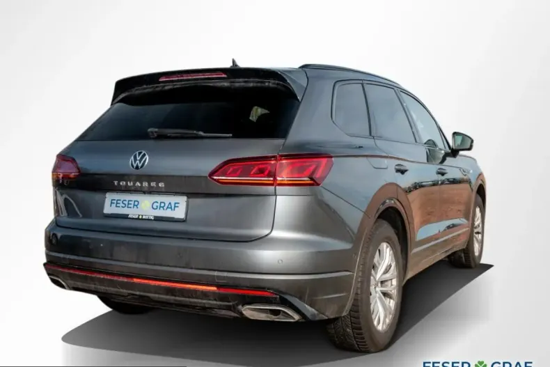 Volkswagen Touareg din 2022 cu 86.502 km - oferta VOL199746 - foto 2