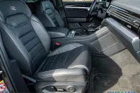 Volkswagen Touareg din 2022 cu 86.502 km - oferta VOL199746 - foto 6