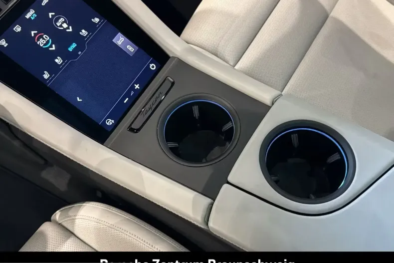 Porsche Taycan din 2023 cu 63.722 km - oferta POR199761 - foto 17