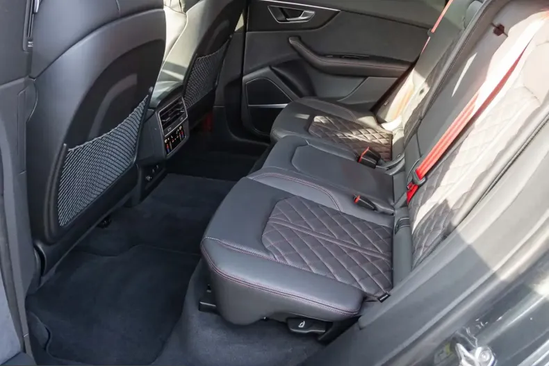 Audi Q8 din 2022 cu 47.440 km - oferta AUD199765 - foto 10