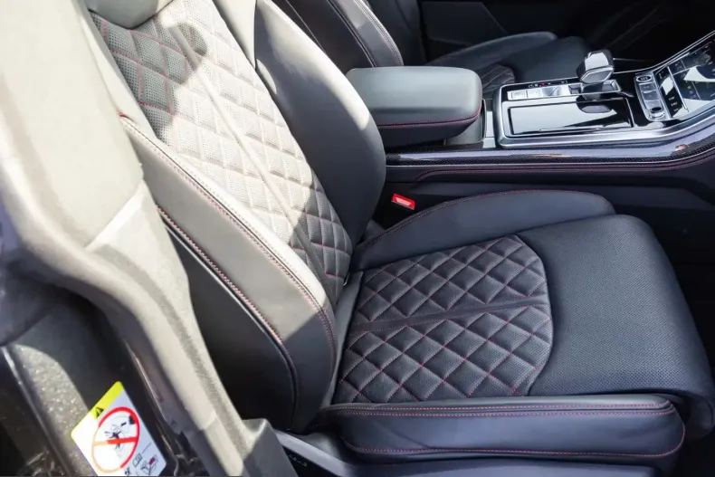 Audi Q8 din 2022 cu 47.440 km - oferta AUD199765 - foto 12