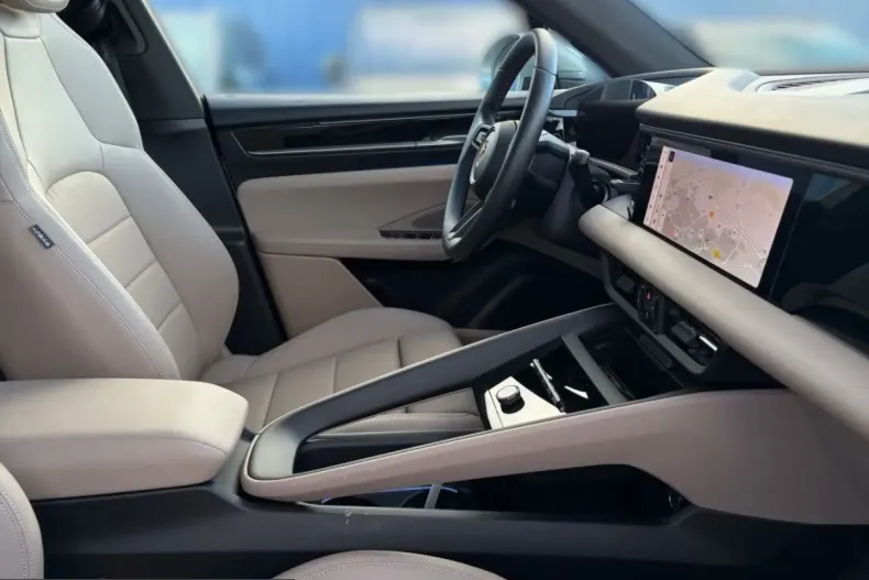 Porsche Macan din 2024 cu 24.644 km - oferta POR199766 - foto 9