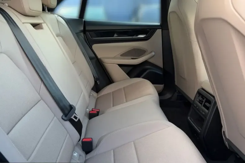 Porsche Macan din 2024 cu 24.644 km - oferta POR199766 - foto 12