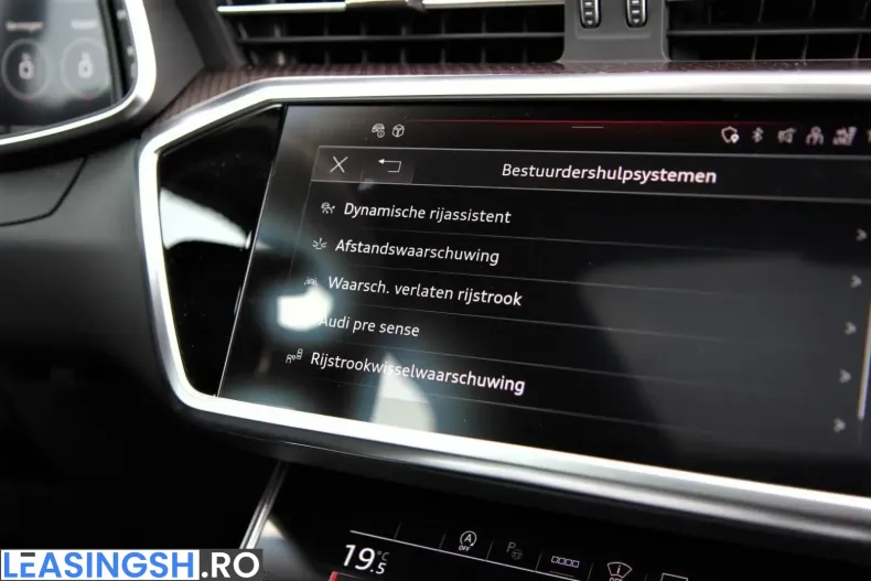 Audi RS6 din 2022 cu 5.600 km - oferta AUD199773 - foto 37