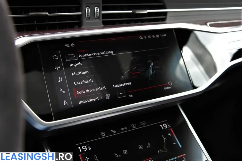 Audi RS6 din 2022 cu 5.600 km - oferta AUD199773 - foto 46