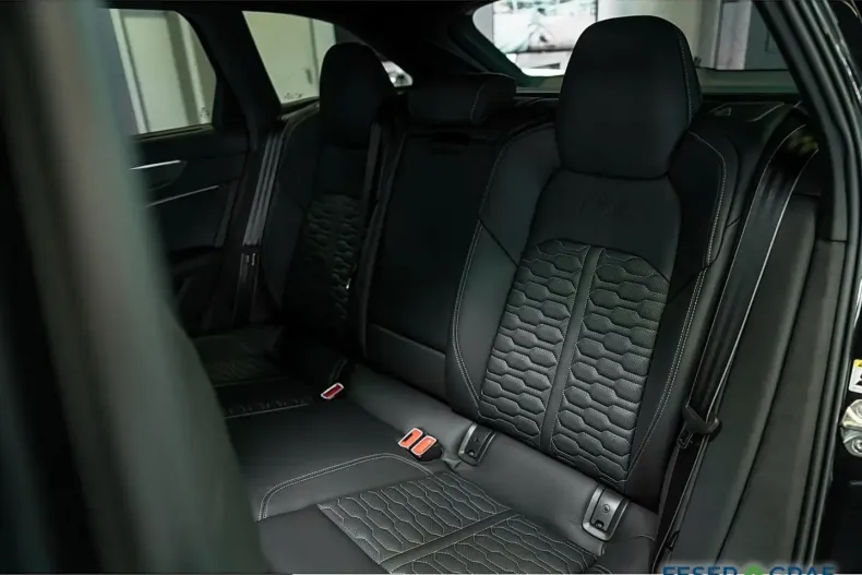 Audi RS6 din 2025 cu 2.250 km - oferta AUD199774 - foto 12