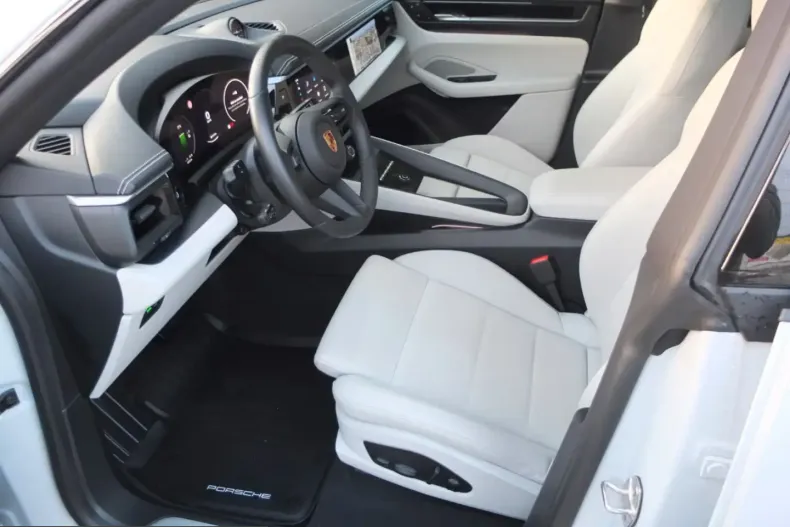 Porsche Macan din 2025 cu 9.000 km - oferta POR199781 - foto 8