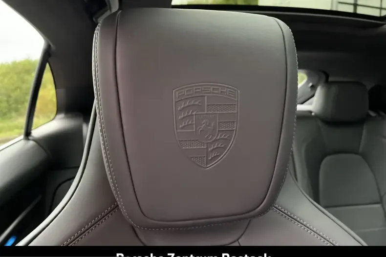 Porsche Macan din 2025 cu 6.152 km - oferta POR199782 - foto 15