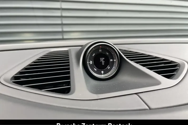 Porsche Macan din 2025 cu 6.152 km - oferta POR199782 - foto 16