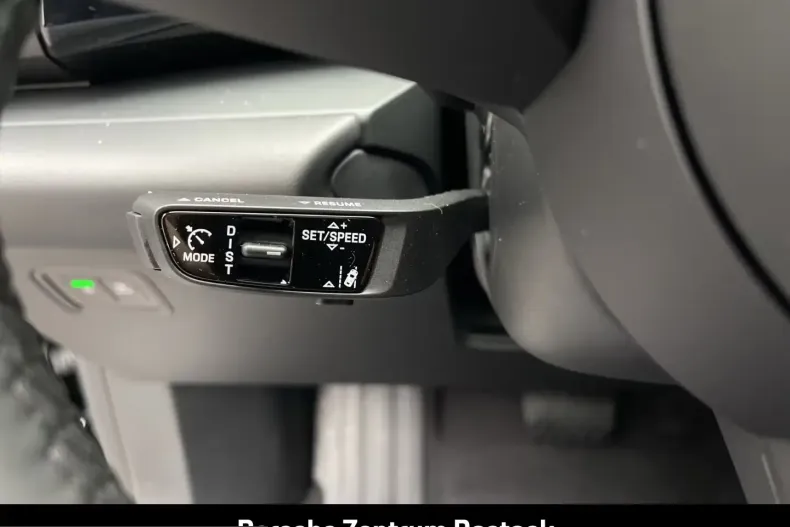 Porsche Macan din 2025 cu 6.152 km - oferta POR199782 - foto 23