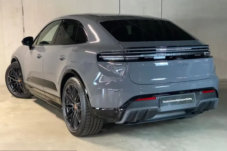 Porsche Macan din 2026 cu 8.100 km - oferta POR199783 - foto 2