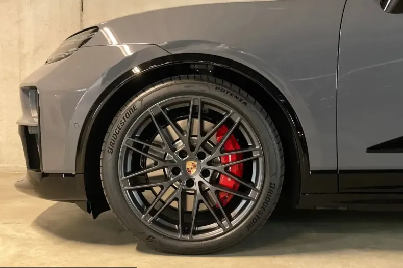Porsche Macan din 2026 cu 8.100 km - oferta POR199783 - foto 6