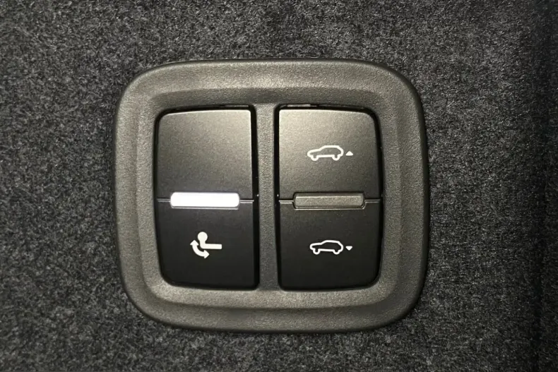 Porsche Macan din 2026 cu 8.100 km - oferta POR199783 - foto 25