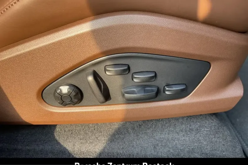 Porsche Macan din 2026 cu 3.125 km - oferta POR199784 - foto 21