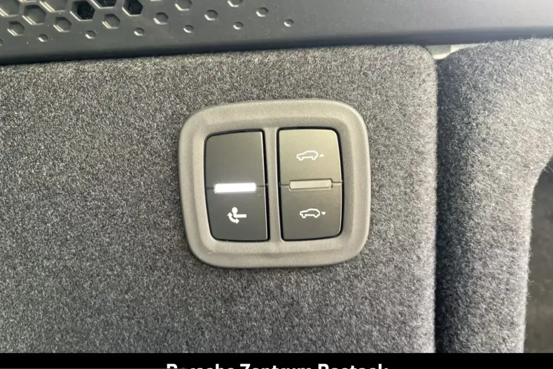 Porsche Macan din 2026 cu 3.125 km - oferta POR199784 - foto 29