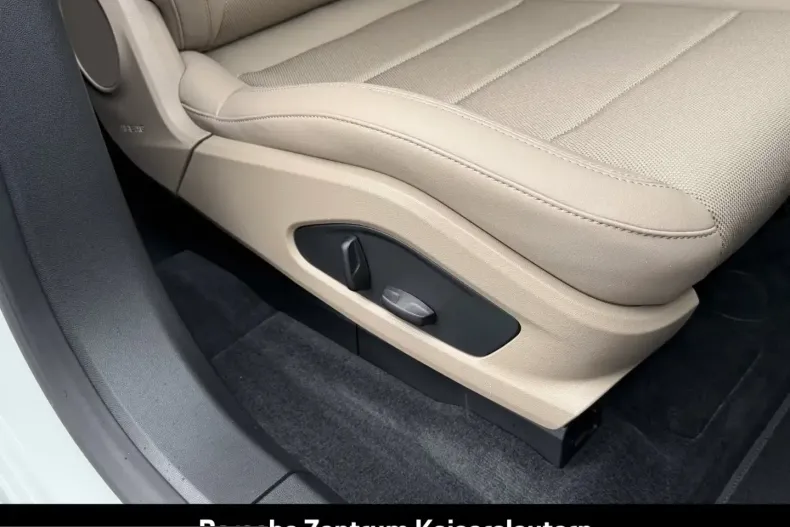 Porsche Macan din 2025 cu 18.000 km - oferta POR199785 - foto 25