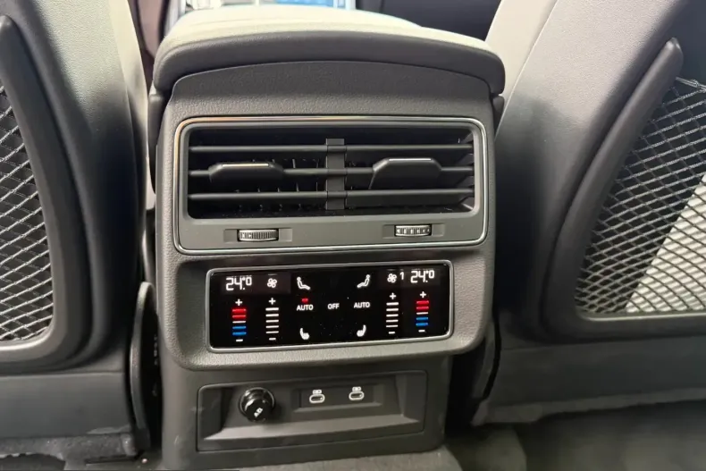 Audi SQ8 din 2025 cu 4.700 km - oferta AUD199787 - foto 35