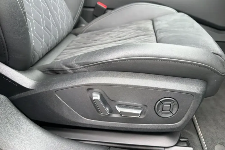 Audi S6 din 2022 cu 58.650 km - oferta AUD199792 - foto 24