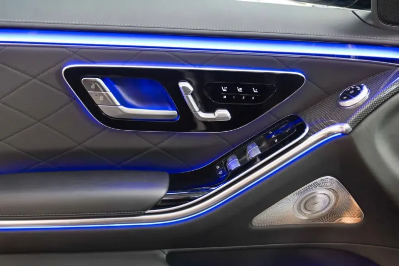 Mercedes-Benz S 500 (Clasa S) din 2025 cu 9.121 km - oferta MER199793 - foto 19