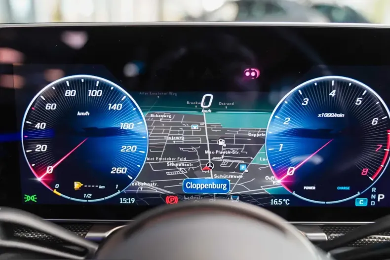 Mercedes-Benz S 500 (Clasa S) din 2025 cu 9.121 km - oferta MER199793 - foto 20